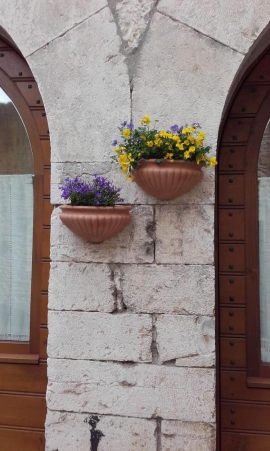 La Chiocciola Assisi Apartman Kültér fotó